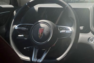 Hongqi HS3 1.5T FWD