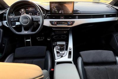 Audi A5 40 TFSI mHEV S Line S tronic