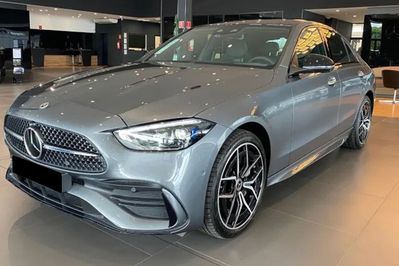 Mercedes C Klasa C 220 d 4-Matic AMG
