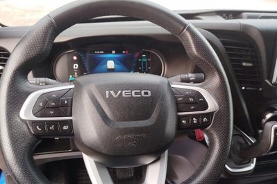 Iveco Daily 35S18 MR’22 V H2 Hi-Matic
