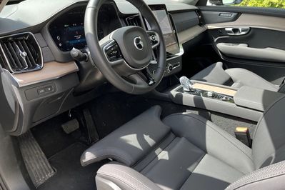 Volvo XC90 T8 AWD Plug-In Hybrid Plus Dark 7os
