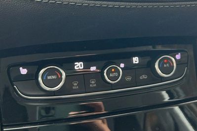 Opel Grandland X 1.6 T