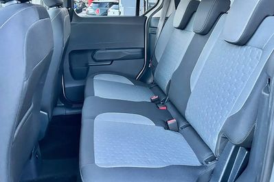 Ford Tourneo Courier Titanium A7