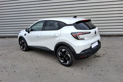 Renault Captur Techno 1.8 E-Tech Full Hybrid AT