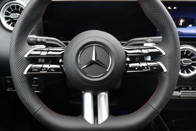 Mercedes GLA 200 AMG Line