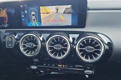 Mercedes CLA 200 AMG Line