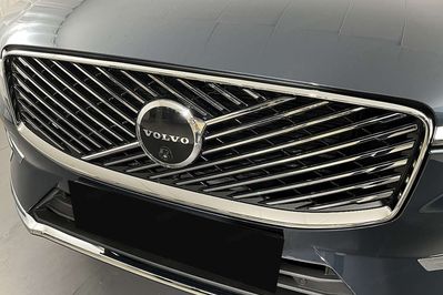 Volvo XC60 B5 AWD Plus Bright