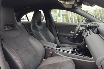 Mercedes CLA 200 AMG Line