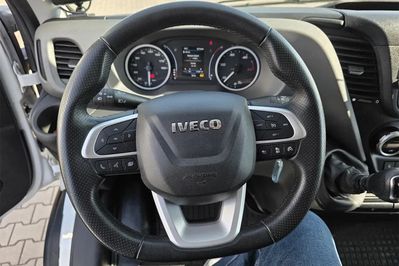Iveco Daily 50C18 Kontener Chłodnia 8EP + Winda