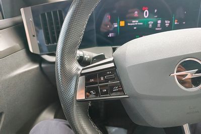 Opel Astra aut