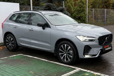 Volvo XC60 B5 B AWD Plus Dark