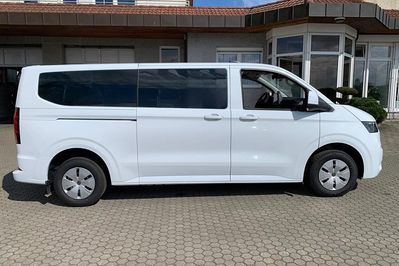 Volkswagen Transporter Kombi TDI L2H1