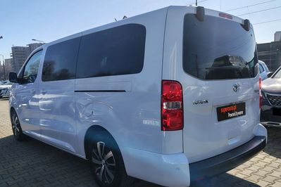 Toyota Proace Verso 2.0 D4-D Long Business