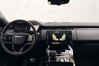 Land Rover Range Rover Sport D300 Dynamic SE