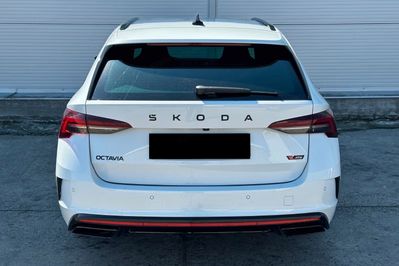 Skoda Octavia RS 2.0 TSI DSG