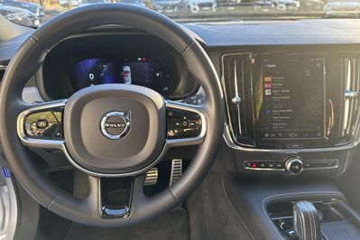 Volvo S90 B5 D AWD R-Design