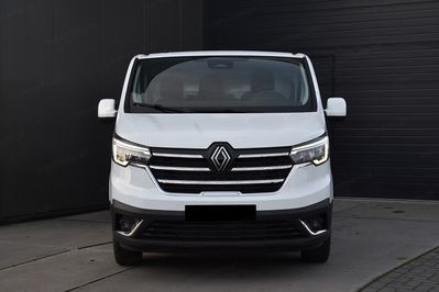 Renault Trafic L2H1 Extra AT9