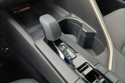 Toyota C-HR 2.0 PHEV Dynamic Force Executive