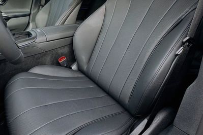 Mercedes Klasa E 200 4-Matic Avantgarde