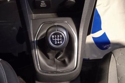 Ford Transit Courier L1H1