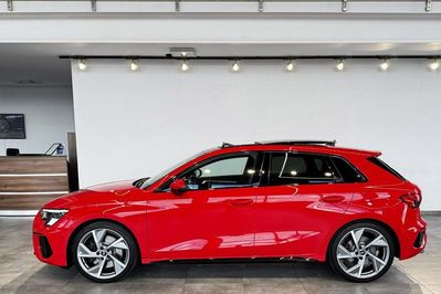 Audi A3 S3 TFSI quattro S tronic