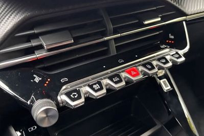 Peugeot 2008 Business e-DCS6 1.2 PureTech mHEV