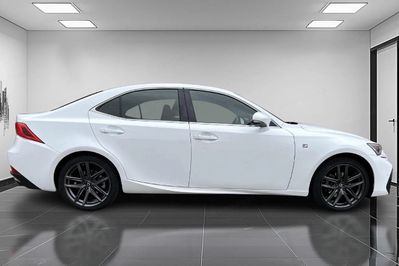 Lexus IS 300h F Sport Edition