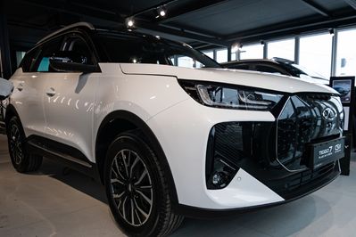 Chery Tiggo 7 Premium1.5 T-GDI Super Hybrid DHT