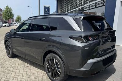 Peugeot 5008 Allure e-DCS7 1.6 PHEV