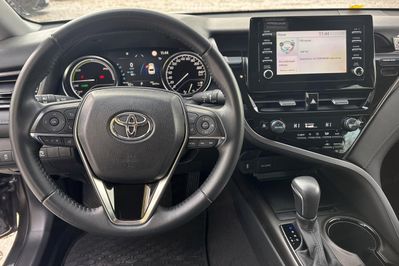 Toyota Camry Comfort 2.5 Hybrid