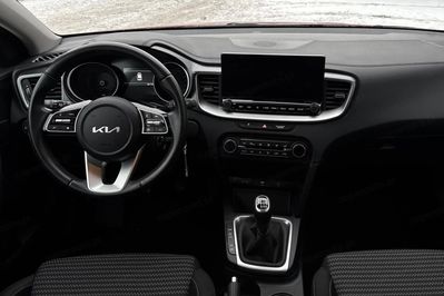 Kia Ceed 1.5 T-GDI M