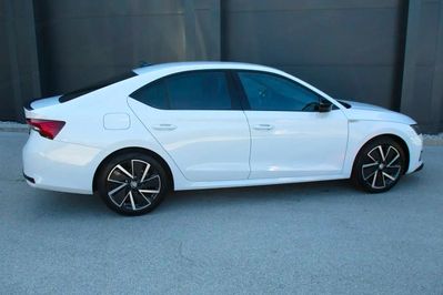 Skoda Octavia Sportline 1.5 TSI mHEV  DSG