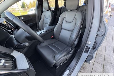 Volvo XC60 T6 Plug-In Hybrid AWD Ultra Bright aut