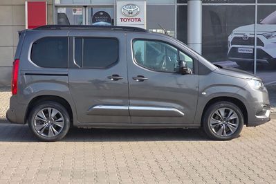Toyota Proace City Verso L1H1 Family AT