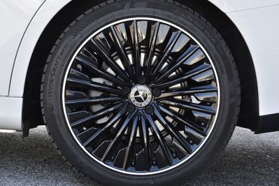 Mercedes Klasa E 300 de  4-Matic AMG