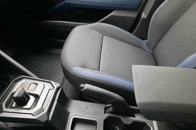 Dacia Duster Expression MMT 1.8 Full Hybrid