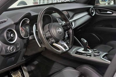 Alfa Romeo Stelvio Turbo Veloce Q4