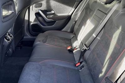 Mercedes CLA 200 AMG Line Shooting Brake