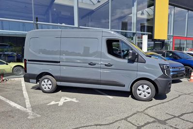 Renault Master L2H2 Extra AT9
