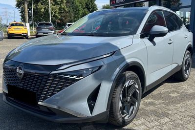 Nissan Qashqai N-Connecta Xtronic 1.3 DIG-T mHEV