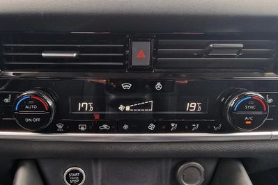 Nissan Qashqai 1.3 DIG-T N-Connecta  X-Tronic