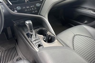 Toyota Camry Prestige 2.5 Hybrid  CVT