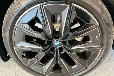 BMW Seria 7 M760e xDrive