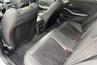 BMW Seria 3 318i M Sport aut