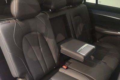 MG S9 Exclusive