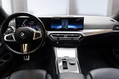 BMW Seria 3 330i M Sport aut