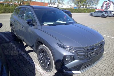 Hyundai Tucson 1.6 T-GDi HEV Smart Black 2WD aut