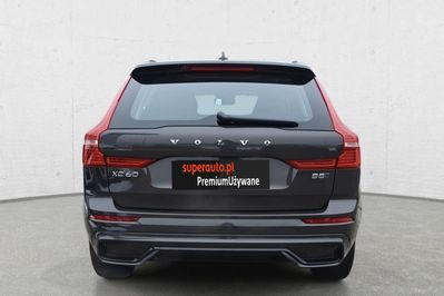 Volvo XC60 B5 B AWD Plus Dark