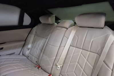 BMW Seria 7 740d xDrive mHEV M Sport