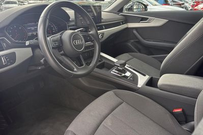 Audi A4 40 TFSI S tronic